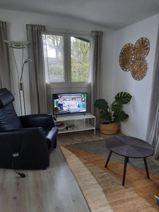 Gezellig Ingerichte Blokhut Op Een Rustig Park! Putten Exteriör bild